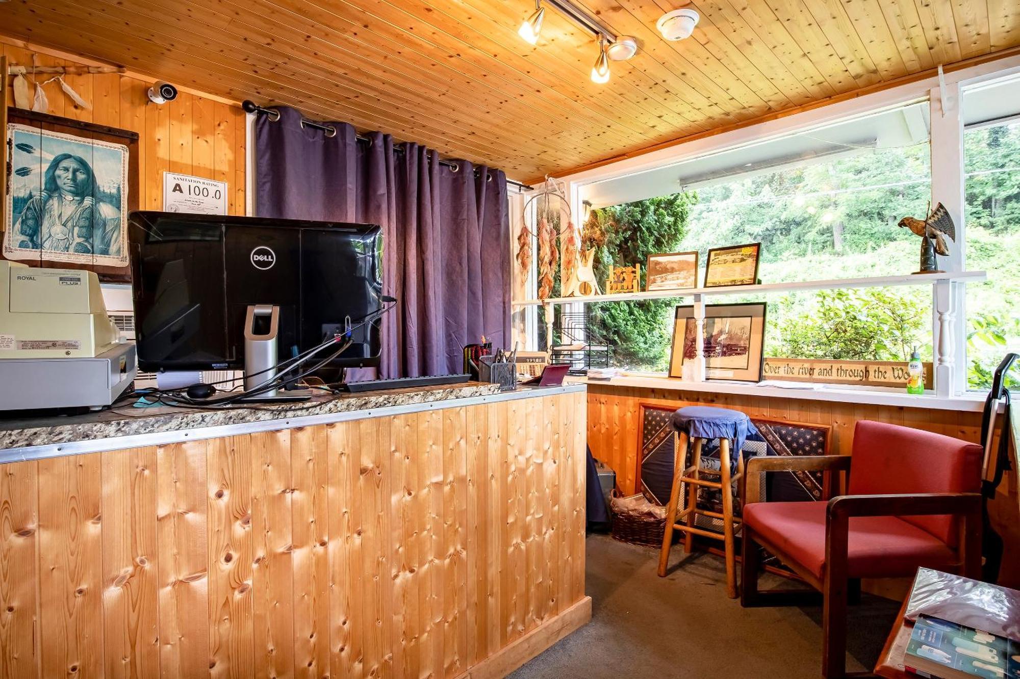 Lloyd'S On The River Country Inn By Oyo Bryson City Dış mekan fotoğraf